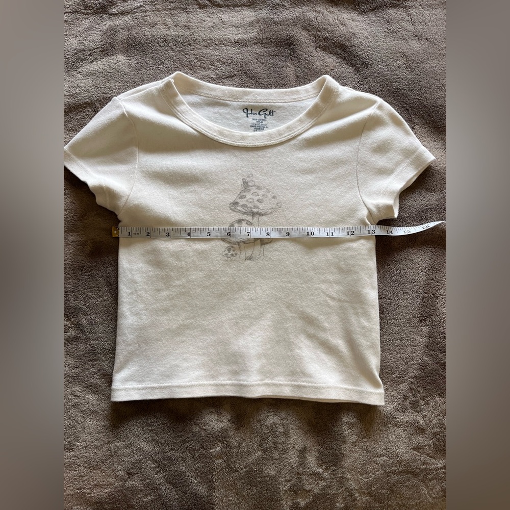 BRANDY MELVILLE John Galt Mushroom Baby Tee Women’s T-Shirt One Size EUC - Picture 4 of 5